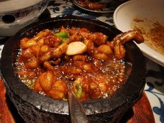 石锅杭椒牛蛙-桂满陇天书(南京德基旗舰店)