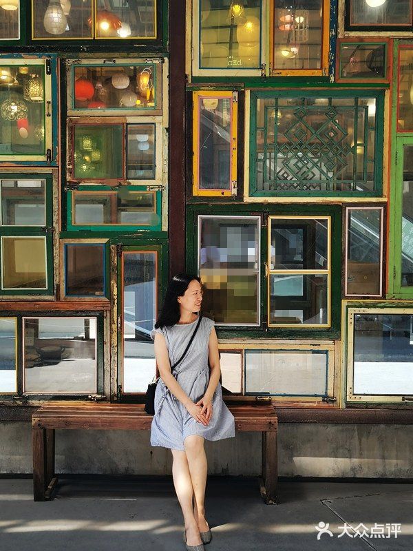 扉美术馆，隐藏在闹市中的网红艺术墙