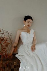 -纯色时光婚纱艺术馆WHITE