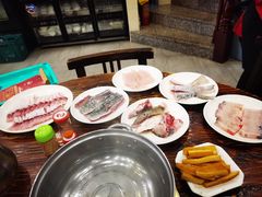 -正能量脆肉鲩火锅