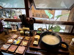 -银米·云南传统过桥米线(双廊黑金冠店)