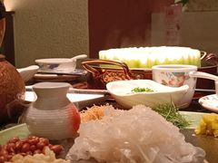 -得意咚瓜·顺德鱼生·冬瓜火锅(深圳首店)