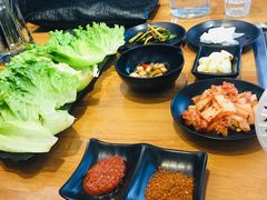 -肉甲韩国木炭烤肉(新壹街1店)