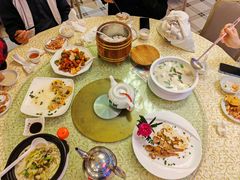 -鹏城人家海鲜酒家·23年老字号(较场尾店)