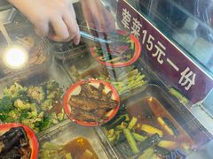 -矮子粉店1985·长沙米粉(湘春路店)