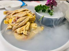 盐焗手撕鸡-尚一汤 广东炖汤(金桥国际店)