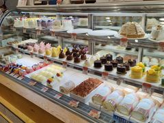 面包甜点陈列柜-西村叔叔的店·面包·甜品·蛋糕(崂山丽达店)