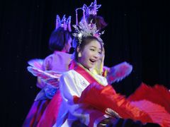 -金东尼人妖秀
