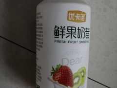 优卡诺鲜果奶昔-何氏串串香火锅(翠亨店)