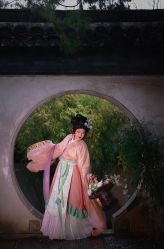 -两间半汉服工作室(平江路店)