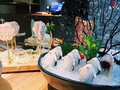 -湊湊火锅·茶憩(杭州湖滨银泰in77店)