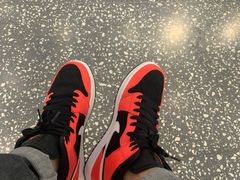 -吾净球鞋奢侈品洗护修复中心(汉街SKP店)