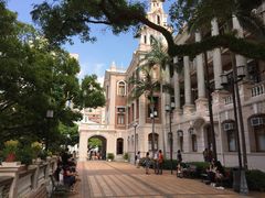 -香港大学