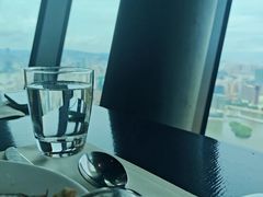 -澳门旅游塔360°旋转餐厅