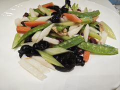 -老六饭店(翠通路店)