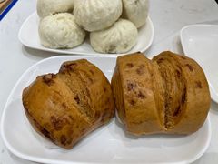 -李与白包子铺(桐梓林店)
