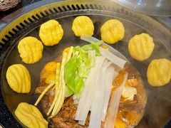 -袁小二大东北铁锅炖(吉祥村总部)