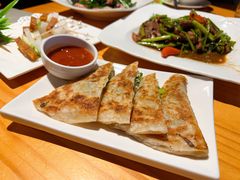 私房葱油饼-吴记鲜定味