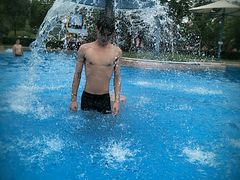 -汤山欢乐水世界
