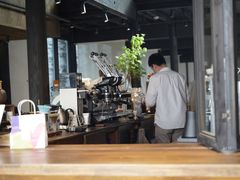 大堂-Metal hands·铁手咖啡