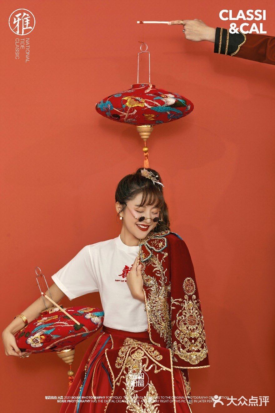 挑了好久的婚纱照最后选了铂爵旅拍