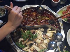 -纸盐河码头火锅(十八梯店)