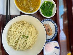 -百年老字号·观振兴蟹黄面·三虾面·苏式面(观前街富仁坊巷店)