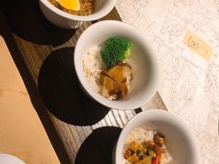 -穹六人间 people 6(岳阳路店)