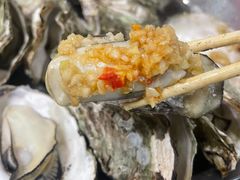 -蚝哥花姐湛江烤生蚝(美丽湾市场店)
