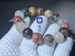 -灵彩珠宝(朗香街店)