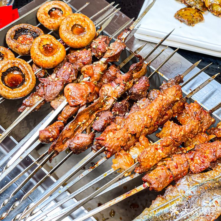 来吃城阳zui好吃的烧烤！！甜品好萌！！ 