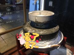 -呷佬·长沙手工米粉(金沙江路店)