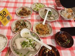 破店鲜蹄花-老方桌烂蹄花川菜馆(九龙坡店)