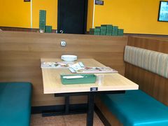 卡座-萨莉亚意式餐厅(石鼓路店)