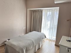 -修申骨雕小颜脊柱骨盆管理产后修复