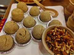-亮欢寨酸汤鱼(沙冲路店)