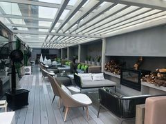-The ROOF (通盈中心店)