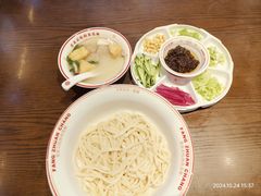 -方砖厂69号炸酱面·烤鸭(前门鲜鱼口店)