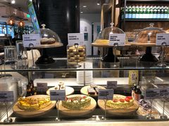 面包甜点陈列柜-Moka Bros 摩卡站(西单大悦城店)