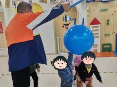 -好奇星国际托育(金地自在城校区)