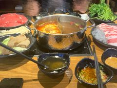 -呷哺呷哺(万达新世界店)