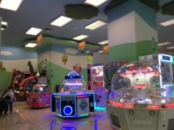 -莫莉幻想儿童乐园(深圳东湖永旺店)