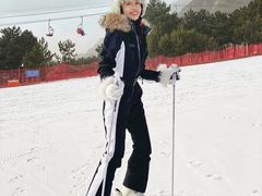 -石京龙滑雪场-停车场