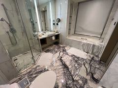 -上海漕河泾万丽酒店