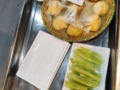 -哈尔滨烧烤·山河村铁锅炖(交大店)