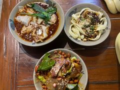 -峨嵋小镇·川菜(勒泰中心店)