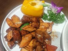 杏鲍菇炒雪花牛肉粒-蚝得喜海鲜(东城店)