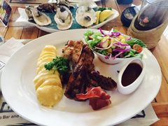 -Bamboo Bar & Grill Restaurant