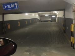 -虹口龙之梦购物中心·停车场