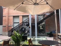 露天位-大酉·M Coffee(北京美术馆店)